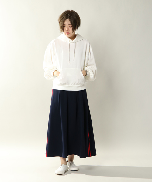 notch.（ノッチ）の「ボリュームスリーブパーカー                （パーカー・レディース・ネイビー/グレー/オフホワイト・M）」の16枚目の写真