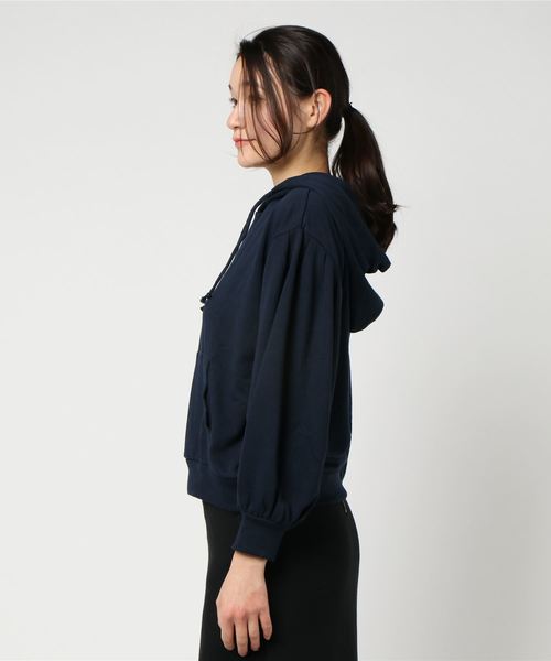 notch.（ノッチ）の「ボリュームスリーブパーカー                （パーカー・レディース・ネイビー/グレー/オフホワイト・M）」の5枚目の写真