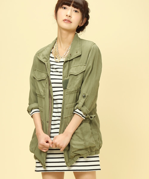 Another Edition（アナザーエディション）の「AE[A]ﾘﾖｾﾙ MLTLY LINER CT（ミリタリージャケット・レディース・ホワイト/オリーブ/その他1・SMALL/MEDIUM）」の3枚目の写真