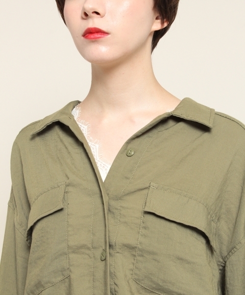PAGEBOY（ページボーイ）の「ミリタリーBIGシャツライト（シャツ/ブラウス・レディース・アイボリー/グリーン・FREE）」の22枚目の写真
