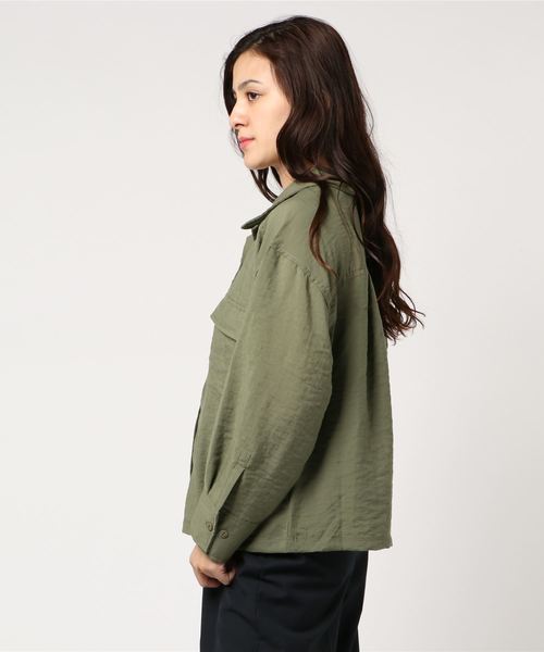PAGEBOY（ページボーイ）の「ミリタリーBIGシャツライト（シャツ/ブラウス・レディース・アイボリー/グリーン・FREE）」の3枚目の写真