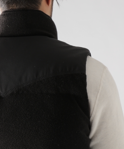 BAYFLOW（ベイフロー）の「パイルダウンベスト 18AW（ダウンベスト・メンズ・ブラック/ベージュ/インディゴブルー・SMALL/MEDIUM/LARGE）」の16枚目の写真