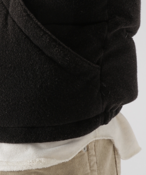 BAYFLOW（ベイフロー）の「パイルダウンベスト 18AW（ダウンベスト・メンズ・ブラック/ベージュ/インディゴブルー・SMALL/MEDIUM/LARGE）」の17枚目の写真