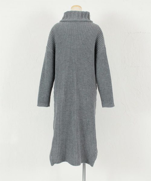 titivate(ティティベイト)の「ケーブルタートルネックニットワンピース(ワンピース・レディース・ブラック/アイボリー/杢グレー・S/M)」の8枚目の写真