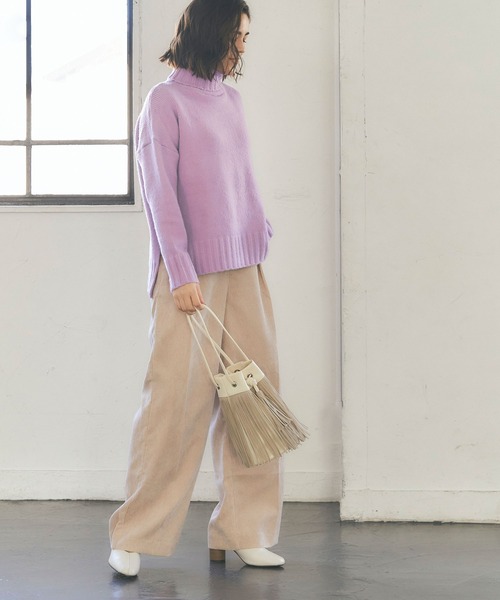 titivate（ティティベイト）の「ﾀｰﾄﾙふわっとﾀｯﾁﾆｯﾄ（ニット/セーター・レディース・ブラック/パープル/ブラウン/グリーン/杢グレー/チャコールグレー/ラベンダー/ライトベージュ/ライトパープル/ブルー/オフホワイト/イエロー・S/M/L）」の14枚目の写真