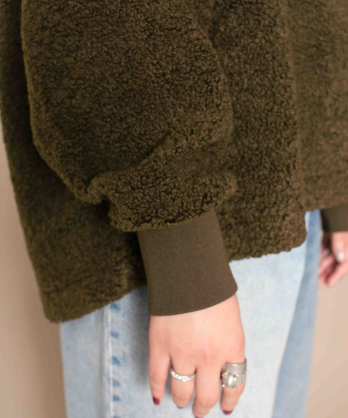 Uncut Bound（アンカットバウンド）の「Peacenik (ピースニック) Over Size Hoody オーバーサイズフーディー（パーカー・レディース・ブラック/ブラウン/オリーブ・FREE）」の4枚目の写真