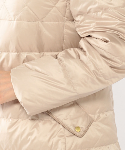 Petit Honfleur（プチオンフルール）の「はっ水ライトダウンコート（ダウンジャケット/コート・レディース・ベージュ/ネイビー/モカ・11号/9号/13号）」の15枚目の写真