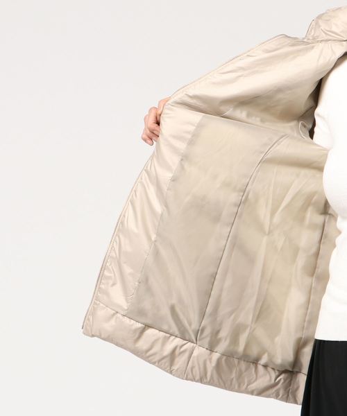 Petit Honfleur（プチオンフルール）の「はっ水ライトダウンコート（ダウンジャケット/コート・レディース・ベージュ/ネイビー/モカ・11号/9号/13号）」の5枚目の写真