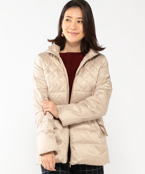 Petit Honfleur（プチオンフルール）の「はっ水ライトダウンコート（ダウンジャケット/コート・レディース・ベージュ/ネイビー/モカ・11号/9号/13号）」の17枚目の写真