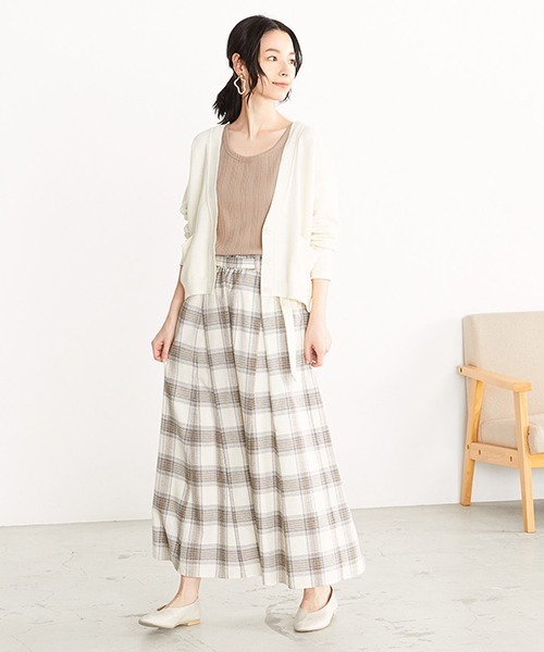 ONIGIRI(オニギリ)の「チェック柄 フレアロングスカート(スカート・レディース・ホワイト/ベージュ・MEDIUM/LARGE/SMALL)」の17枚目の写真