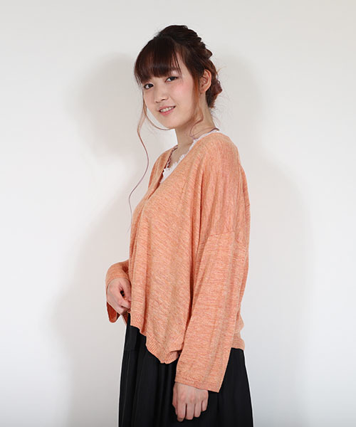 MashuKashu(マシュカシュ)の「Vネックカーディガン(カーディガン/ボレロ・レディース・ネイビー/オレンジ・フリー)」の6枚目の写真