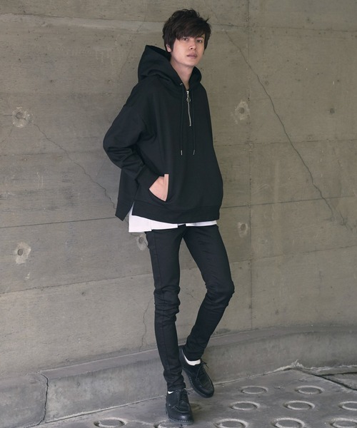 KUUUPY(クーピー)の「KUUUPY - ハーフジップパーカー(パーカー・メンズ・ブラック/ベージュ/ブルー・SMALL/MEDIUM/LARGE)」の13枚目の写真