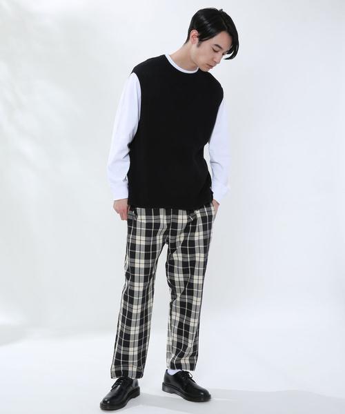coen（コーエン）の「ワッフルニットベスト（ベスト・メンズ・ブラック/ベージュ/グレー・LARGE/SMALL/MEDIUM）」の4枚目の写真