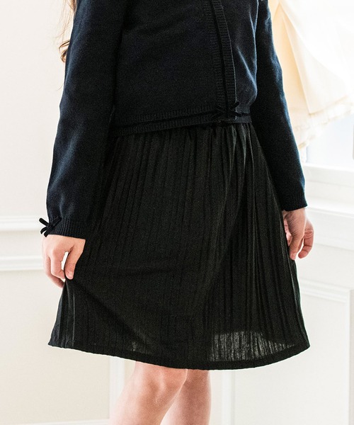 Catherine Cottage(キャサリンコテージ)の「ブラックプリーツスカート インナーパンツ付き やわらか 伸縮素材(スカート・キッズ・ブラック・S/M/L)」の7枚目の写真