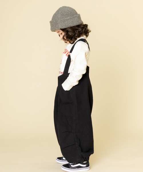 DILASH(ディラッシュ)の「ざっくりツイル表起毛オーバーオール(その他パンツ・キッズ・ブラック/ベージュ・80/130/100/140/120/110/90)」の3枚目の写真