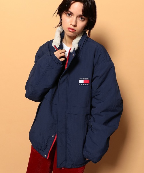 tommy jeans（トミー ジーンズ）の「リバーシブルシェルパジャケット