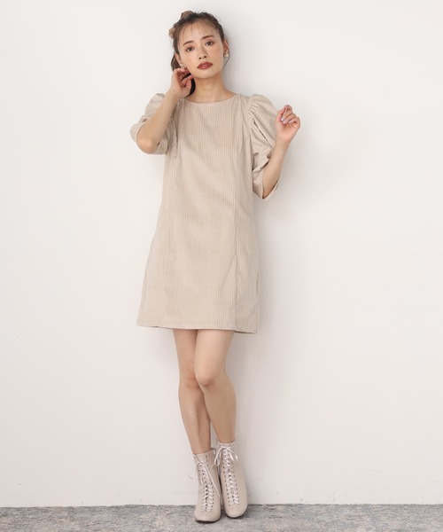 one after another NICE CLAUP（ワンアフターアナザーナイスクラップ）の「レースアップブーティー（ブーツ・レディース・ブラック/ライトベージュ・SMALL/MEDIUM/LARGE）」の3枚目の写真