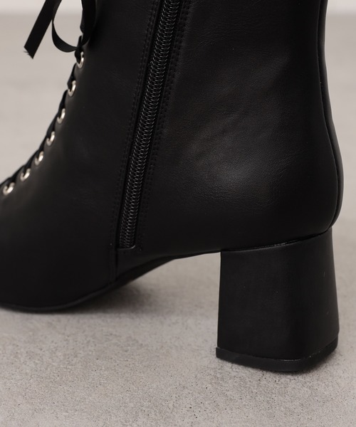 one after another NICE CLAUP（ワンアフターアナザーナイスクラップ）の「レースアップブーティー（ブーツ・レディース・ブラック/ライトベージュ・SMALL/MEDIUM/LARGE）」の14枚目の写真