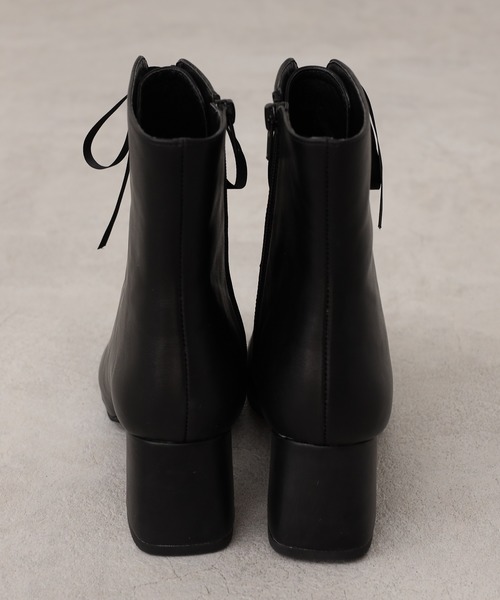 one after another NICE CLAUP（ワンアフターアナザーナイスクラップ）の「レースアップブーティー（ブーツ・レディース・ブラック/ライトベージュ・SMALL/MEDIUM/LARGE）」の11枚目の写真