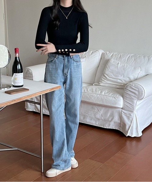 emi+(エミプラス)の「袖ボタン ハイネックリブニット(ニット/セーター・レディース・ホワイト/ブルー/ベージュ/ブラック/オレンジ/ライトピンク・FREE)」の18枚目の写真