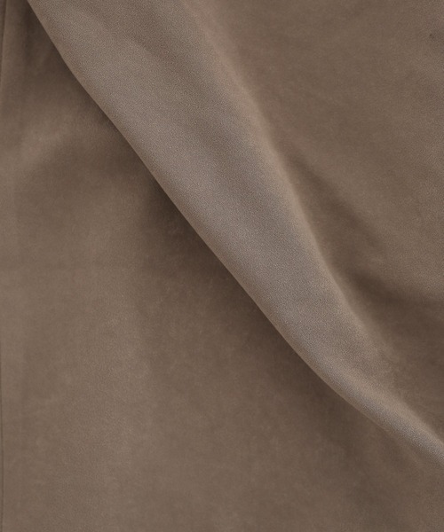 LEPSIM(レプシィム)の「ホソストラップVサロペ 918144(サロペット/オーバーオール・レディース・ブラック/モカ/グレイッシュベージュ・MEDIUM/LARGE)」の12枚目の写真