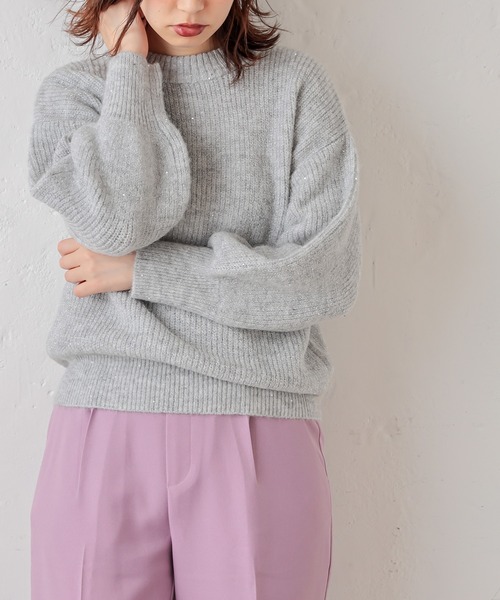 natural couture(ナチュラルクチュール)の「星空スパンコールニット(ニット/セーター・レディース・ベージュ/グレー/ブルー/ピンク・FREE)」の2枚目の写真