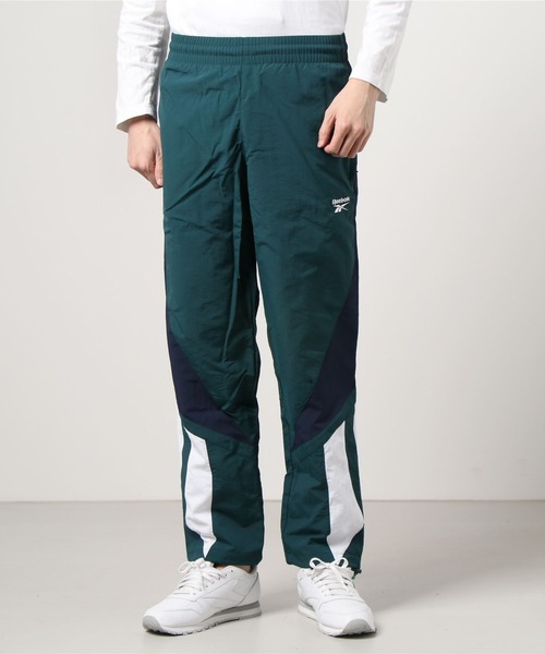 Reebok（リーボック）の「クラシックス ツイン ベクター パンツ / Classics Twin Vector Pants（その他パンツ・メンズ・ネイビー/グリーン/ブラック×グレー/ブラック×ホワイト/アイボリー・MEDIUM/XX-LARGE/LARGE/X-LARGE/SMALL/XXX-LARGE/X-SMALL）」の21枚目の写真