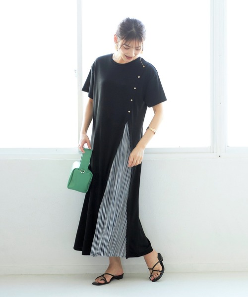 GeeRA（ジーラ）の「ボタン付スリットプリーツ切替ワンピース（ワンピース・レディース・ネイビー/モカ/ブラック/ブラック系その他・MEDIUM/X-LARGE/XX-LARGE/LARGE）」の12枚目の写真