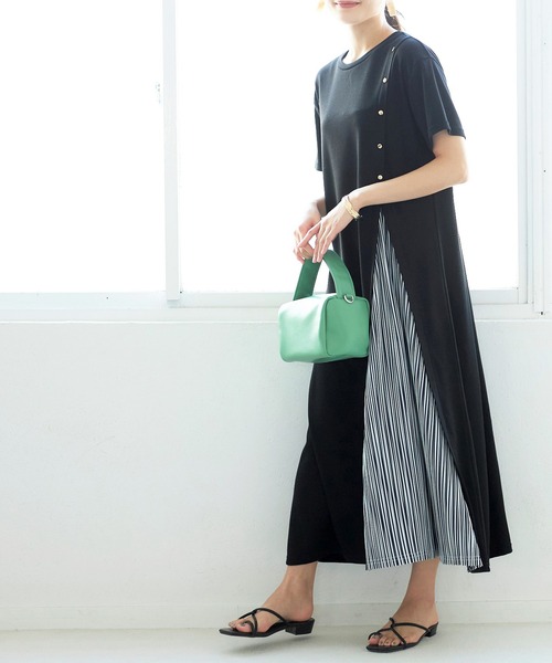 GeeRA（ジーラ）の「ボタン付スリットプリーツ切替ワンピース（ワンピース・レディース・ネイビー/モカ/ブラック/ブラック系その他・MEDIUM/X-LARGE/XX-LARGE/LARGE）」の22枚目の写真