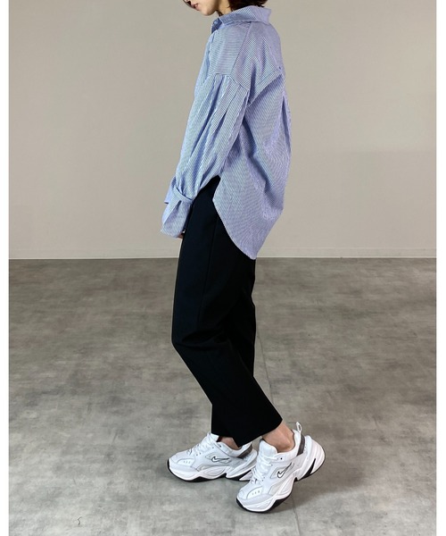 She's Closet(シーズクローゼット)の「ハイウエストセンタープレステーパードパンツ(その他パンツ・レディース・ブルー/グリーン/アイボリー/スモークピンク/ブラック・M/L)」の10枚目の写真