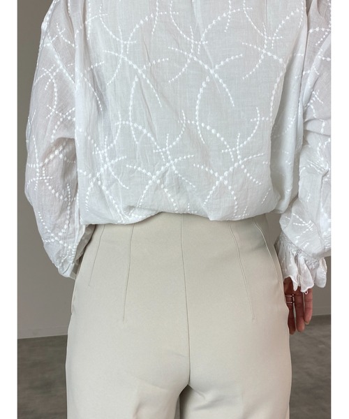 She's Closet(シーズクローゼット)の「ハイウエストセンタープレステーパードパンツ(その他パンツ・レディース・ブルー/グリーン/アイボリー/スモークピンク/ブラック・M/L)」の14枚目の写真