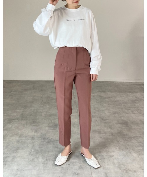 She's Closet(シーズクローゼット)の「ハイウエストセンタープレステーパードパンツ(その他パンツ・レディース・ブルー/グリーン/アイボリー/スモークピンク/ブラック・M/L)」の19枚目の写真