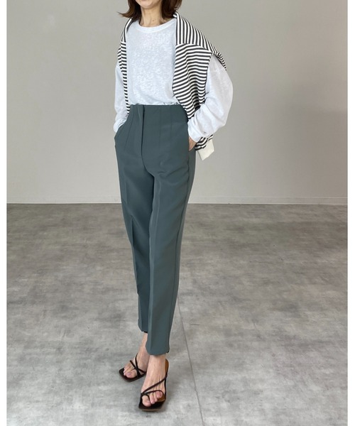 She's Closet(シーズクローゼット)の「ハイウエストセンタープレステーパードパンツ(その他パンツ・レディース・ブルー/グリーン/アイボリー/スモークピンク/ブラック・M/L)」の22枚目の写真