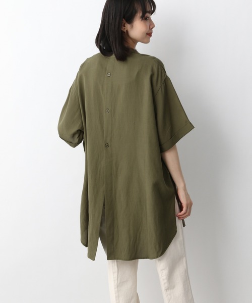 A part by（アパートバイ）の「RyLiスタンドロング半袖シャツ　947032（シャツ/ブラウス・レディース・オフホワイト/カーキ/グレー系その他4/オレンジ系その他5・FREE）」の7枚目の写真