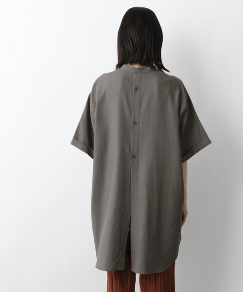 A part by（アパートバイ）の「RyLiスタンドロング半袖シャツ　947032（シャツ/ブラウス・レディース・オフホワイト/カーキ/グレー系その他4/オレンジ系その他5・FREE）」の18枚目の写真