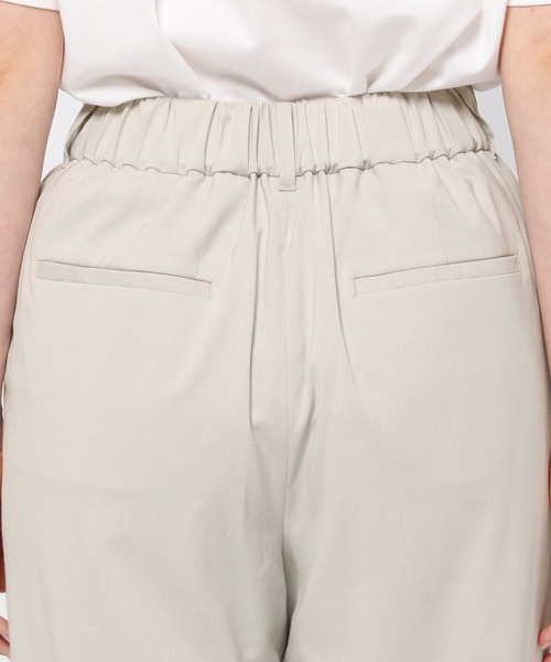 GLOBAL WORK(グローバルワーク)の「ウツクシルエットDRYストレートパンツ/937205(その他パンツ・レディース・ブラック/ブラウン系その他/アイボリー/グリーン・MEDIUM/SMALL/LARGE)」の11枚目の写真