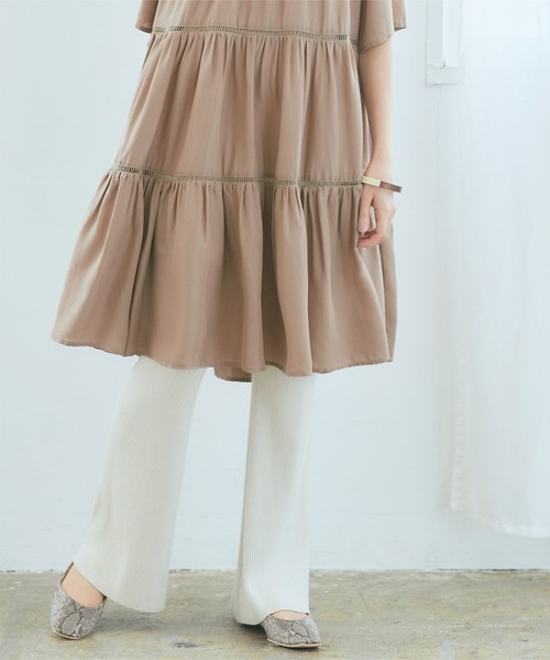 titivate（ティティベイト）の「ハーフスリーブティアードチュニックブラウス（シャツ/ブラウス・レディース・ブラック/オフホワイト/ライトグリーン/グレイッシュベージュ・S/M）」の11枚目の写真