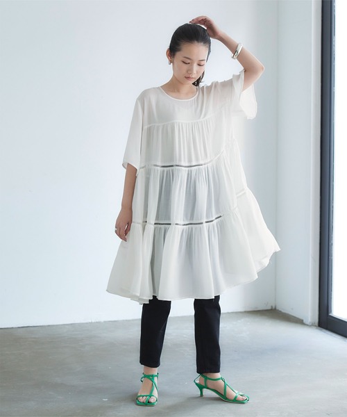 titivate（ティティベイト）の「ハーフスリーブティアードチュニックブラウス（シャツ/ブラウス・レディース・ブラック/オフホワイト/ライトグリーン/グレイッシュベージュ・S/M）」の17枚目の写真