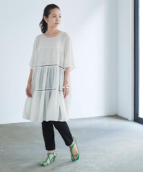 titivate（ティティベイト）の「ハーフスリーブティアードチュニックブラウス（シャツ/ブラウス・レディース・ブラック/オフホワイト/ライトグリーン/グレイッシュベージュ・S/M）」の20枚目の写真