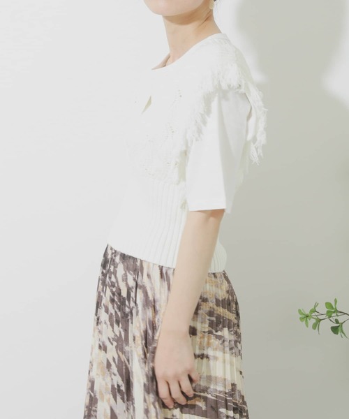 SENSE OF PLACE by URBAN RESEARCH（センスオブプレイスバイアーバンリサーチ）の「Vネックフリンジノースリーブビスチェ（ベスト・レディース・ブラック/オレンジ/イエロー/オフホワイト・ONE）」の13枚目の写真