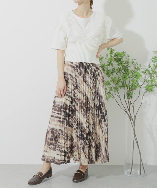 SENSE OF PLACE by URBAN RESEARCH（センスオブプレイスバイアーバンリサーチ）の「Vネックフリンジノースリーブビスチェ（ベスト・レディース・ブラック/オレンジ/イエロー/オフホワイト・ONE）」の15枚目の写真