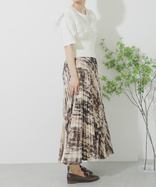 SENSE OF PLACE by URBAN RESEARCH（センスオブプレイスバイアーバンリサーチ）の「Vネックフリンジノースリーブビスチェ（ベスト・レディース・ブラック/オレンジ/イエロー/オフホワイト・ONE）」の17枚目の写真