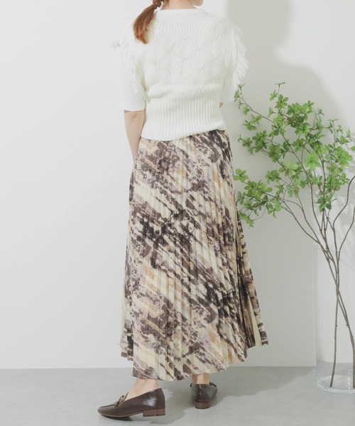 SENSE OF PLACE by URBAN RESEARCH（センスオブプレイスバイアーバンリサーチ）の「Vネックフリンジノースリーブビスチェ（ベスト・レディース・ブラック/オレンジ/イエロー/オフホワイト・ONE）」の19枚目の写真