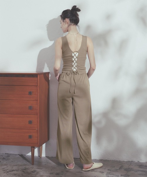 SEA DRESS（シードレス）の「ﾊﾞｯｸｸﾛｽﾀﾝｸﾄｯﾌﾟ×ﾊﾟﾝﾂｾｯﾄｱｯﾌﾟ（セットアップ・レディース・ブラウン/オフホワイト/グレイッシュベージュ・S/M/L）」の3枚目の写真