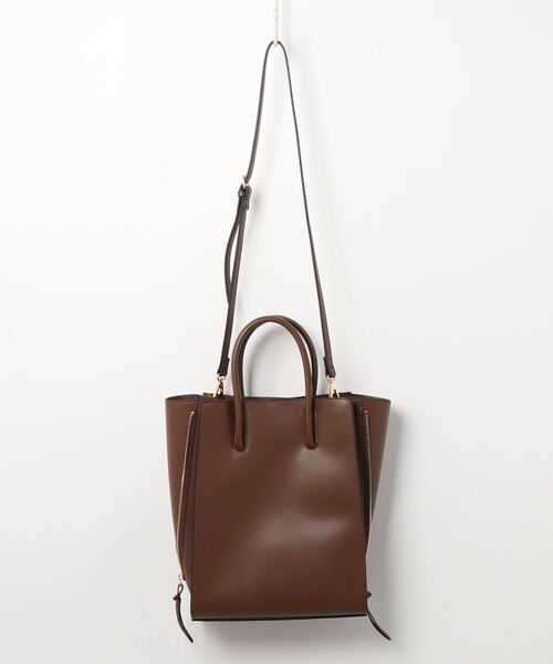 12Twelve Agenda(トゥエルブ アジェンダ)の「サイドファスナーA4トートバッグ(トートバッグ・レディース・ベージュ/チャコールグレー/ブラウン・FREE)」の3枚目の写真