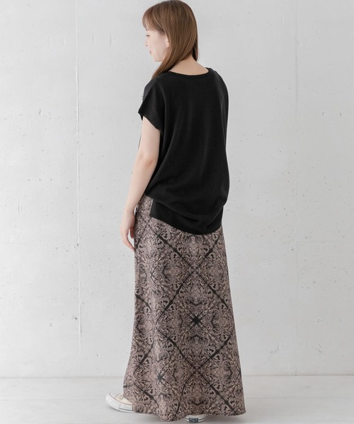 URBAN RESEARCH Sonny Label（アーバンリサーチサニーレーベル）の「〈接触冷感〉クールミストフレンチスリーブプルオーバー（ニット/セーター・レディース・ブラック/ブルー系その他/オフホワイト・FREE）」の16枚目の写真