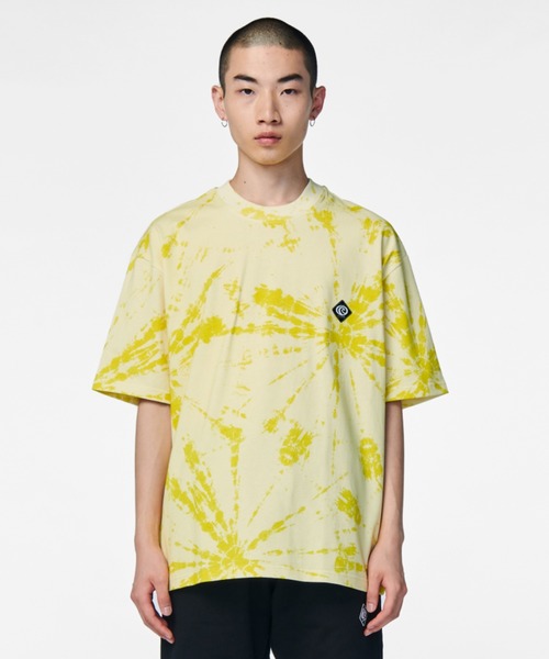 PIPING HOT FUTURE(パイピングホットフューチャー)の「S/S OVERSIZE LOGO TAPE T-SHIRT(Tシャツ/カットソー・メンズ・イエロー・L/XL/M/S)」の1枚目の写真