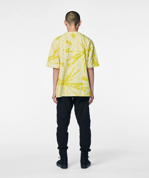 PIPING HOT FUTURE(パイピングホットフューチャー)の「S/S OVERSIZE LOGO TAPE T-SHIRT(Tシャツ/カットソー・メンズ・イエロー・L/XL/M/S)」の11枚目の写真