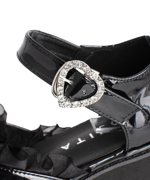ROJITA（ロジータ）の「フリルハートバックルエナメルシューズ（その他シューズ・レディース・ブラック・38/36/37）」の4枚目の写真