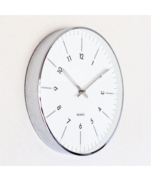 entre square（アントレスクエアー）の「クラシッククロック ホワイト×シルバー（掛け時計・レディース・ホワイト・ONE SIZE）」の4枚目の写真